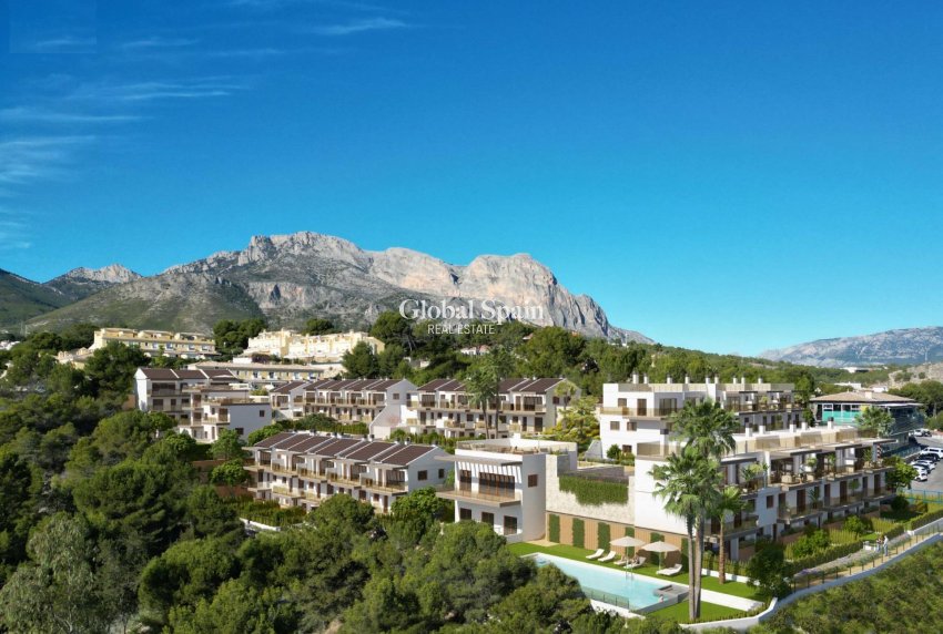 Neubau - HAUS -
LA NUCÍA - Nou Espai