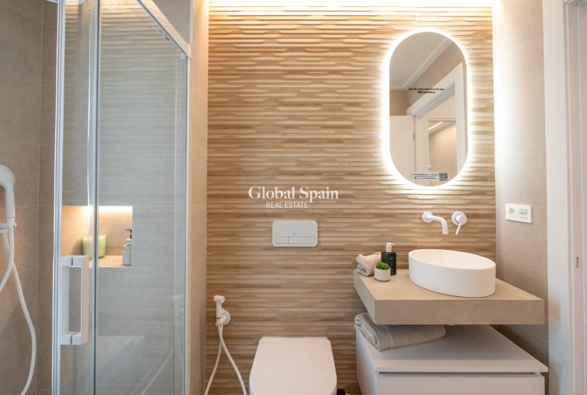 Neubau - HAUS -
LOS ALCÁZARES