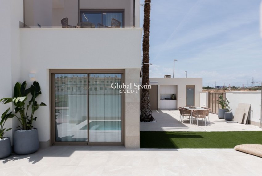 Neubau - HAUS -
LOS ALCÁZARES