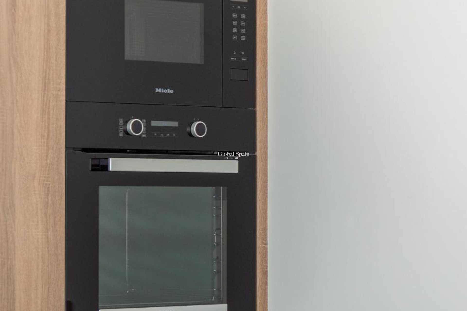 Neubau - HAUS -
LOS ALCÁZARES