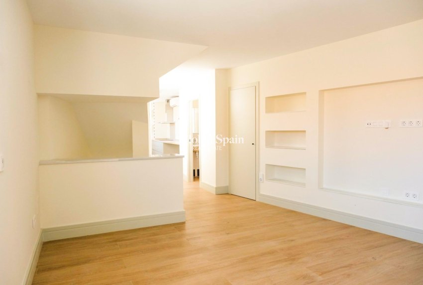 Neubau - HAUS -
MÁLAGA - Playa de la Malagueta