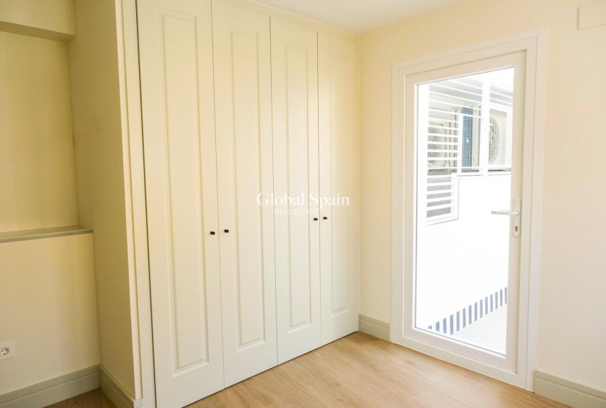 Neubau - HAUS -
MÁLAGA - Playa de la Malagueta