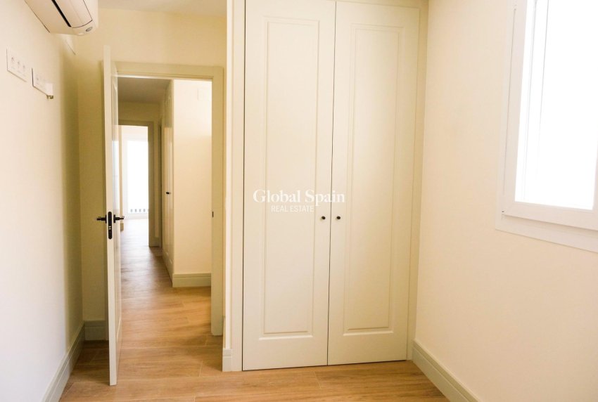 Neubau - HAUS -
MÁLAGA - Playa de la Malagueta