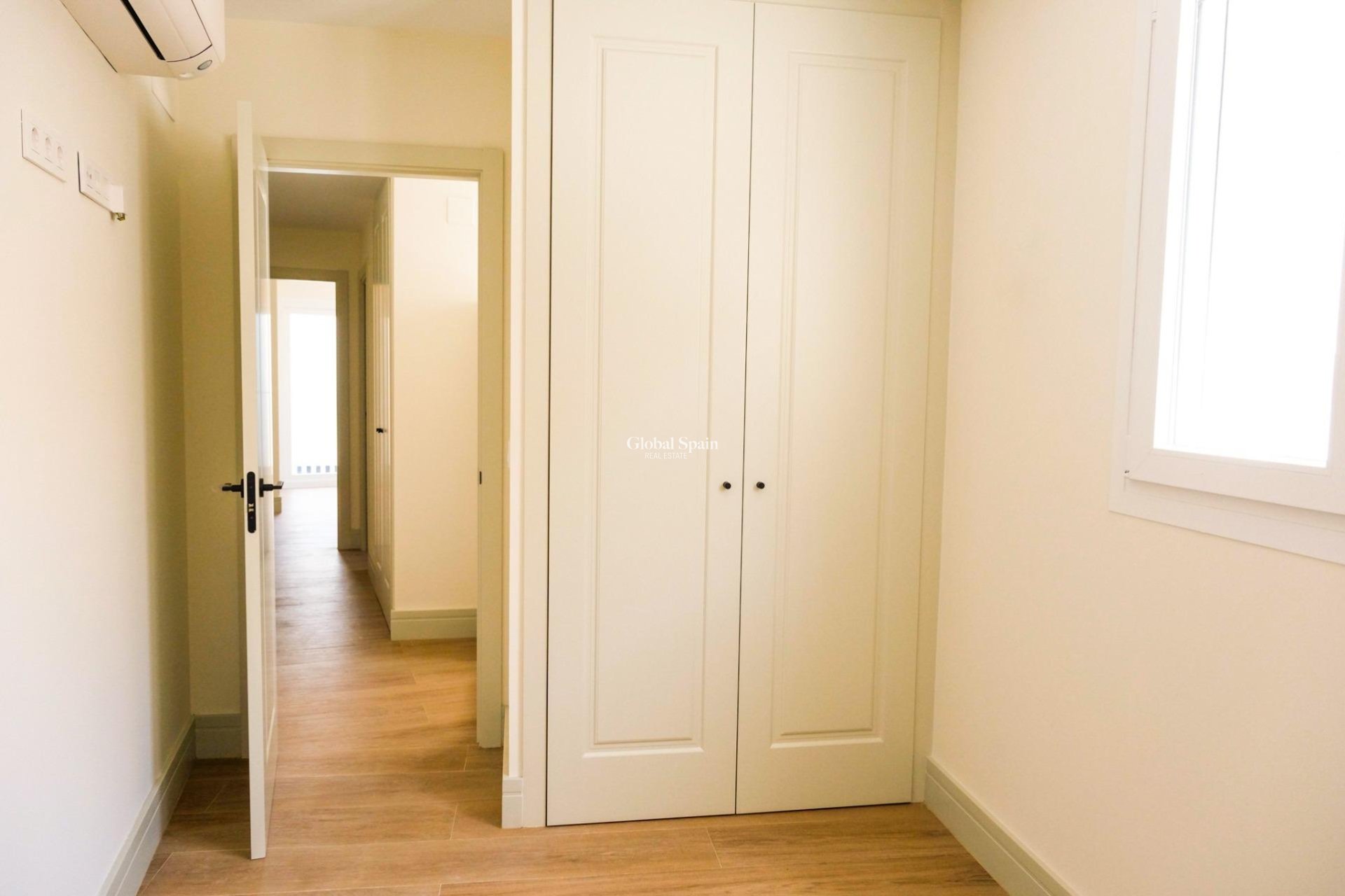 Neubau - HAUS -
MÁLAGA - Playa de la Malagueta