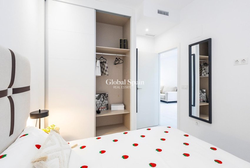 Neubau - HAUS -
ORIHUELA - Vistabella Golf