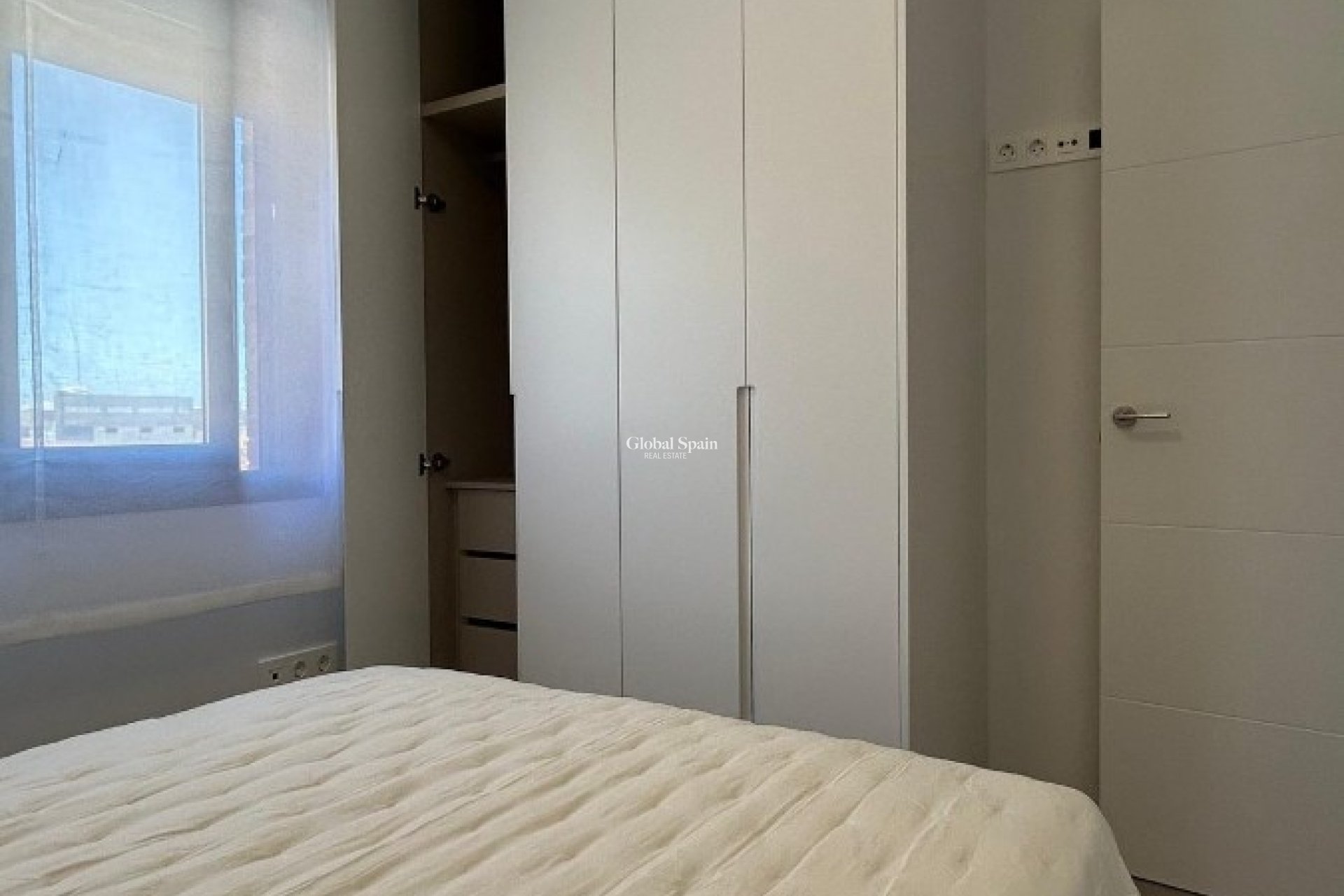 Neubau - HAUS -
PILAR DE LA HORADADA
