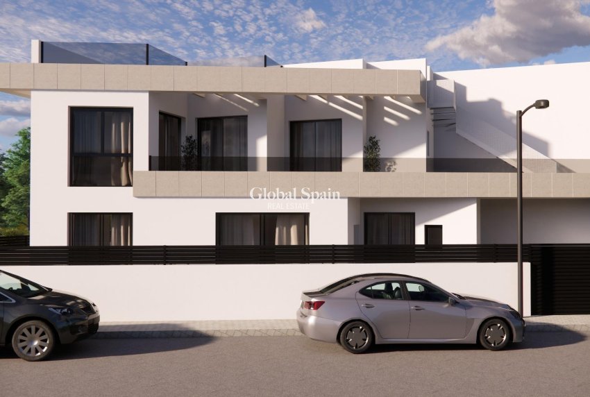 Neubau - HAUS -
ROJALES - Pueblo