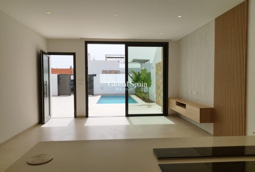 Neubau - HAUS -
SAN JAVIER - Parque del doce