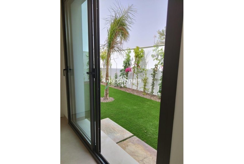 Neubau - HAUS -
SAN JAVIER - Parque del doce