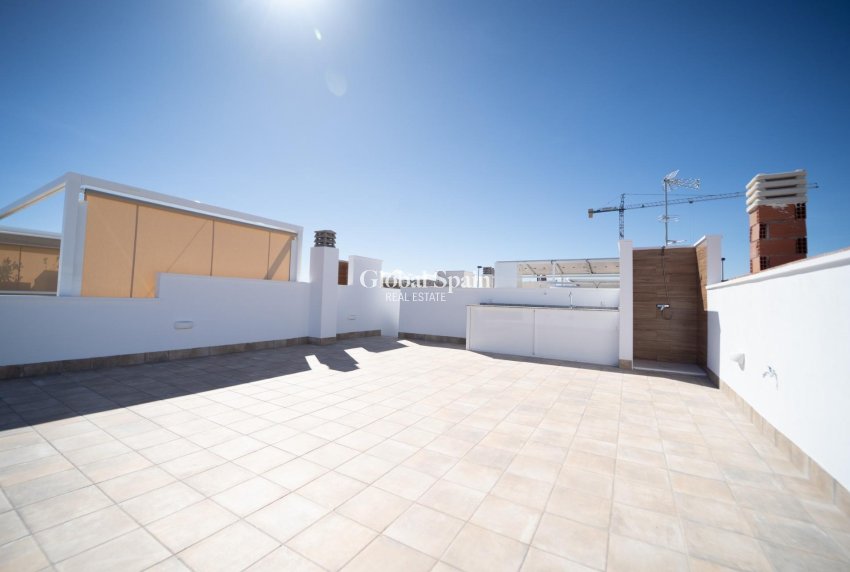 Neubau - HAUS -
SAN JAVIER - Parque del doce