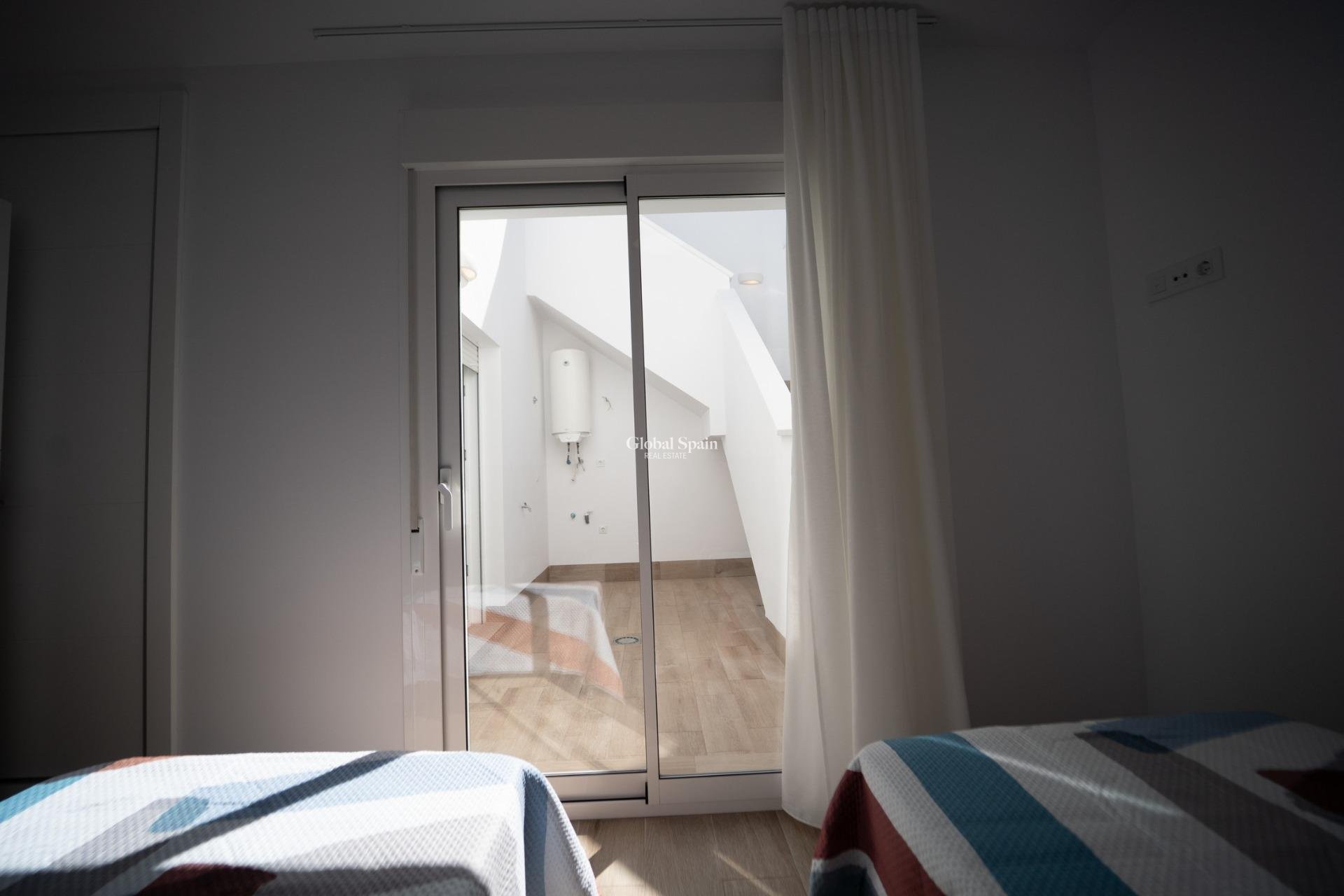 Neubau - HAUS -
SAN JAVIER - Parque del doce