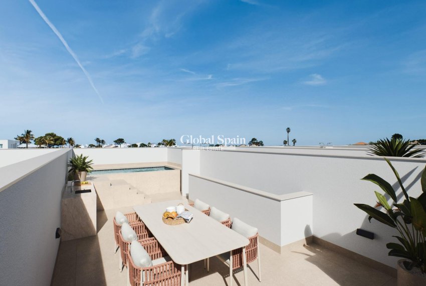 Neubau - HAUS -
SAN PEDRO DEL PINATAR - Pueblo