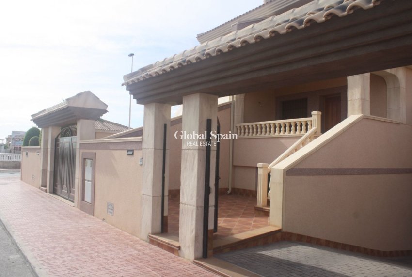 Neubau - HAUS -
TORREVIEJA - LOS BALCONES - LOS ALTOS