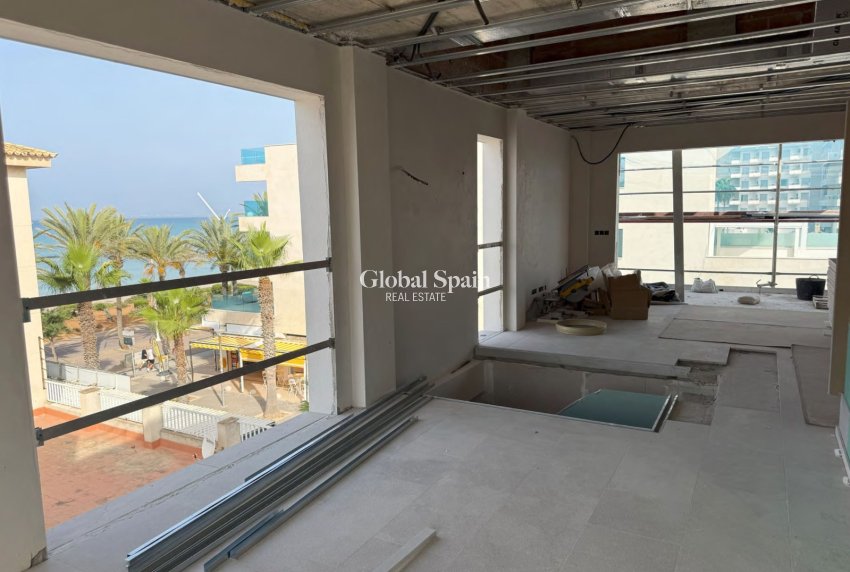 Neubau - Penthaus -
PALMA - EL ARENAL