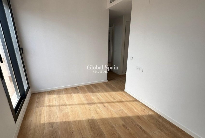 Neubau - PENTHOUSE -
ALICANTE - BENALÚA