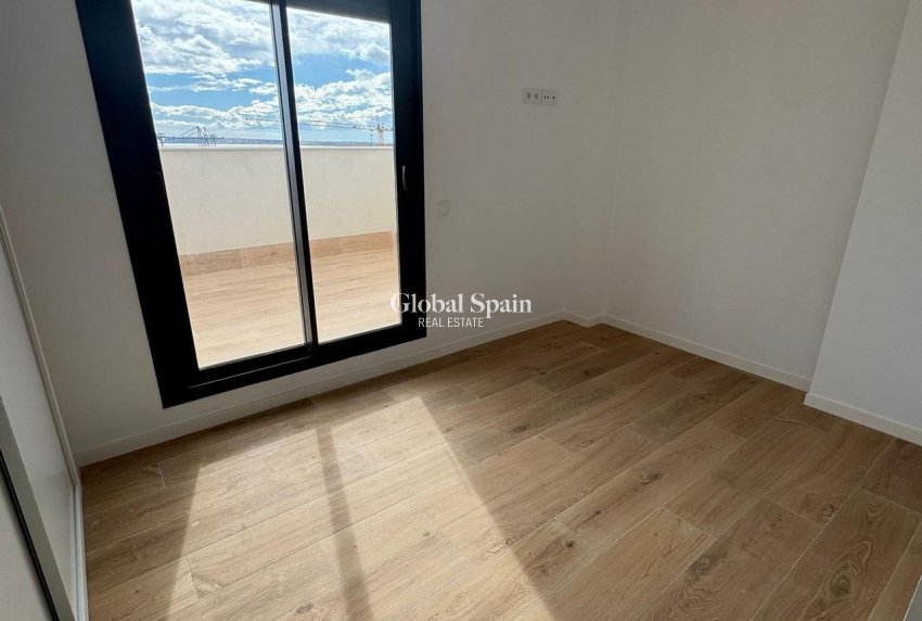 Neubau - PENTHOUSE -
ALICANTE - BENALÚA