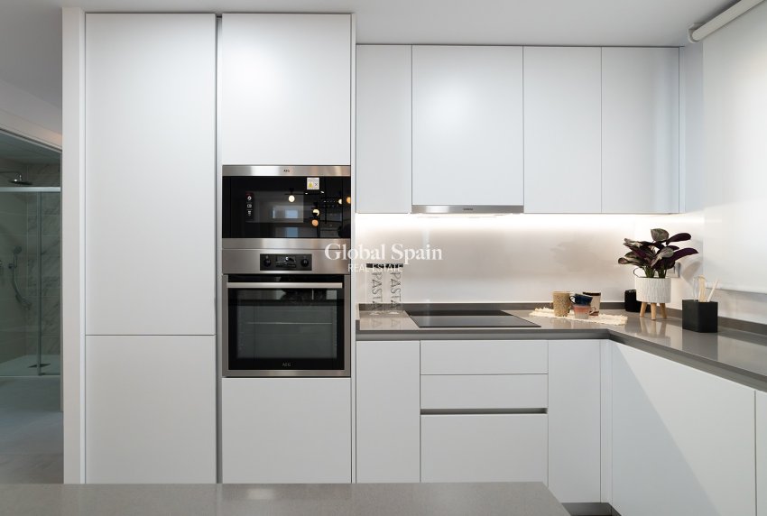 Neubau - PENTHOUSE -
BENIDORM