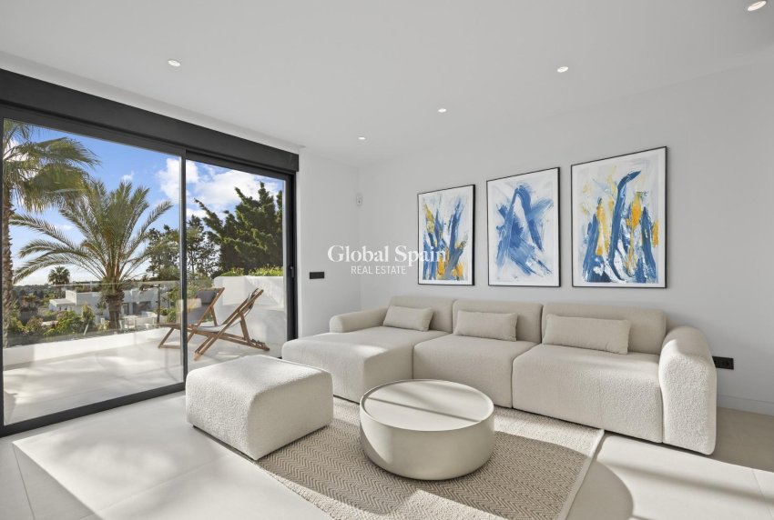 Neubau - PENTHOUSE -
ESTEPONA - El Paraíso