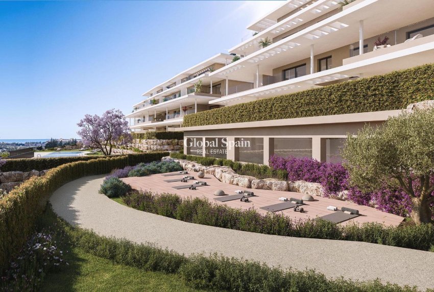 Neubau - PENTHOUSE -
ESTEPONA - La Resina Golf