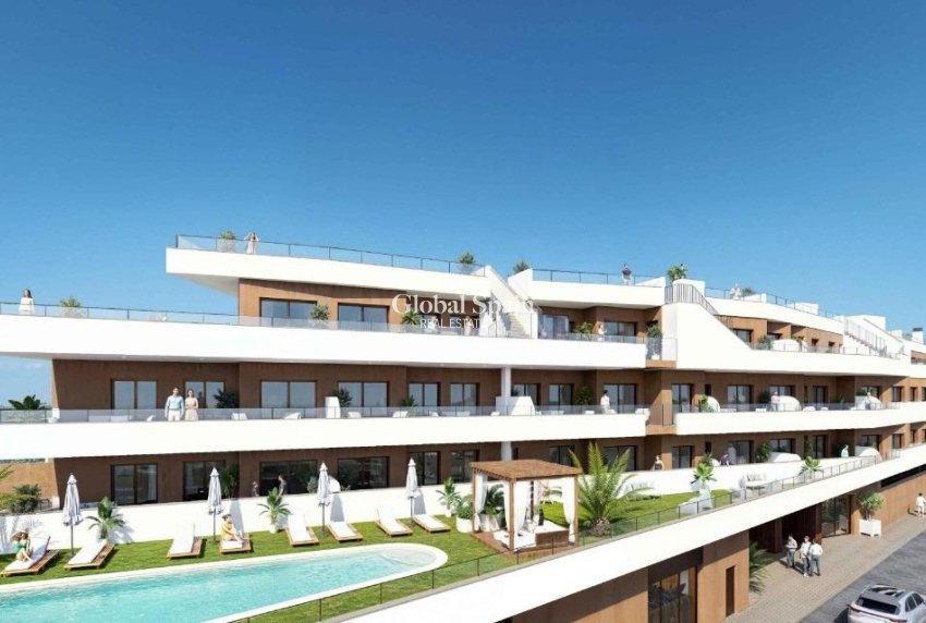 Neubau - PENTHOUSE -
FORMENTERA DEL SEGURA