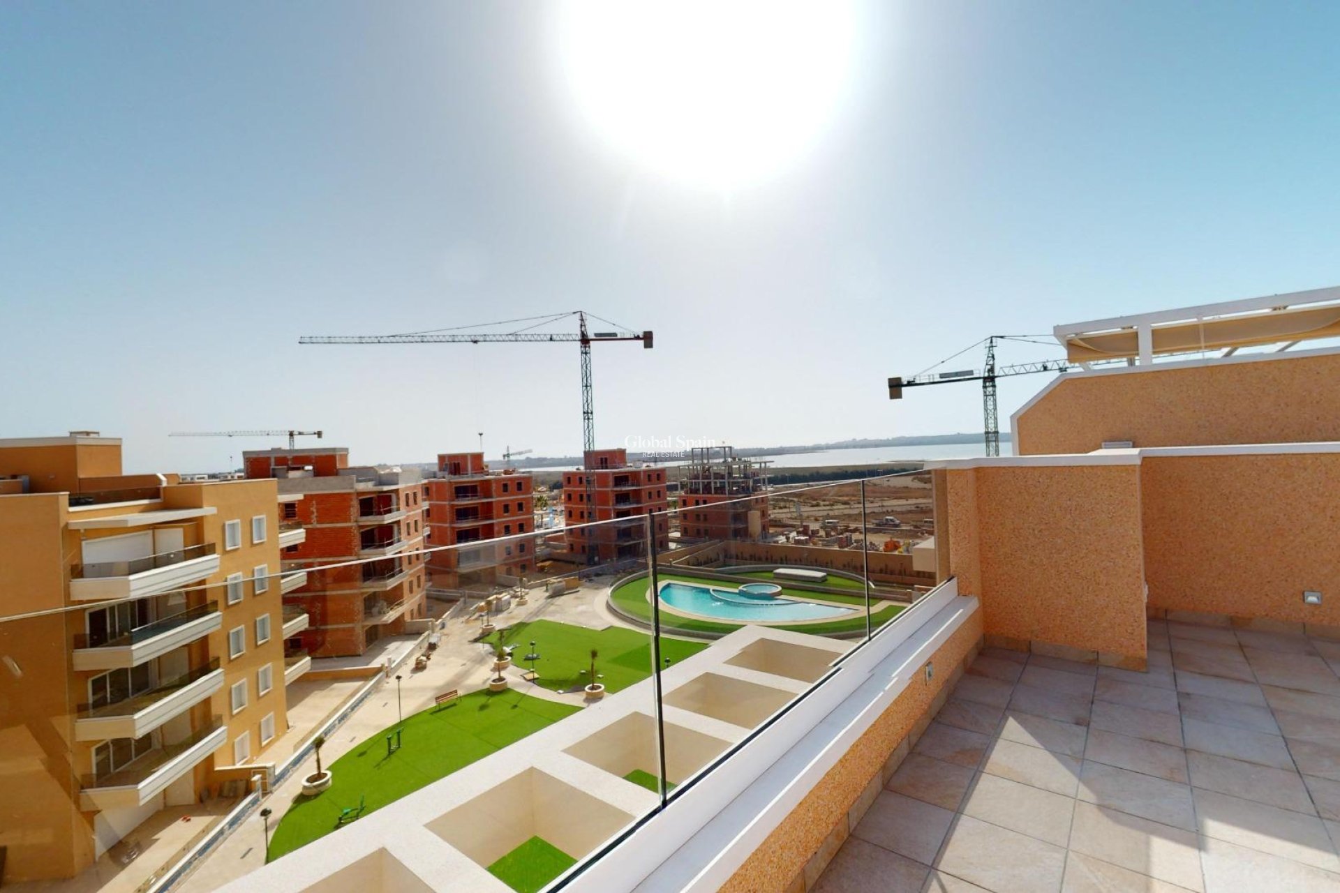 Neubau - PENTHOUSE -
GUARDAMAR DEL SEGURA - EL RASO