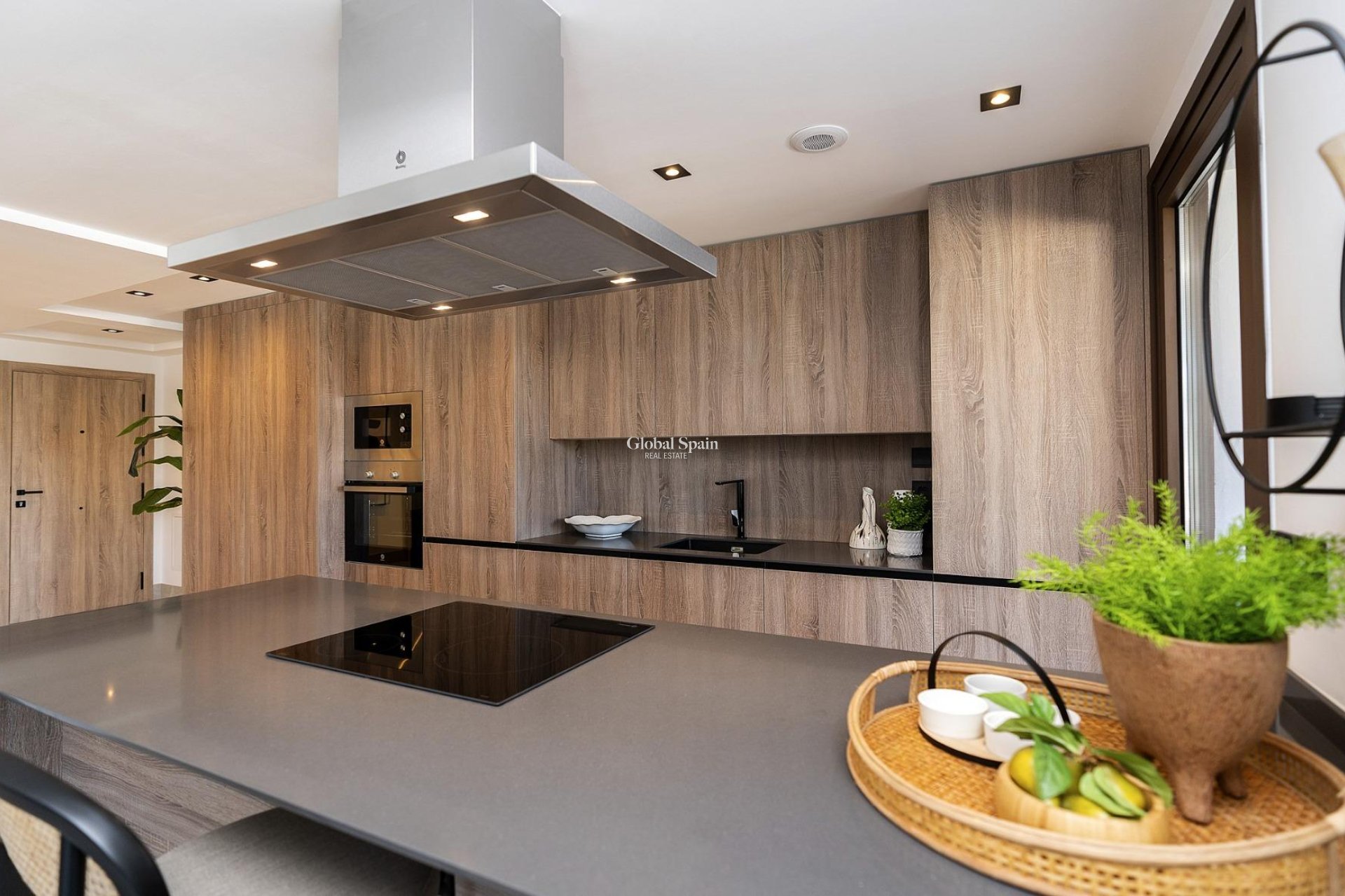 Neubau - PENTHOUSE -
ISTÁN - Urbaniz. Cerros del Lago