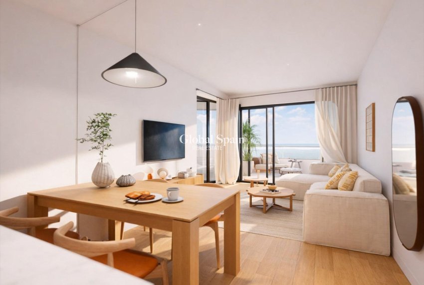 Neubau - PENTHOUSE -
LA LÍNEA DE LA CONCEPCIÓN - Torrenueva