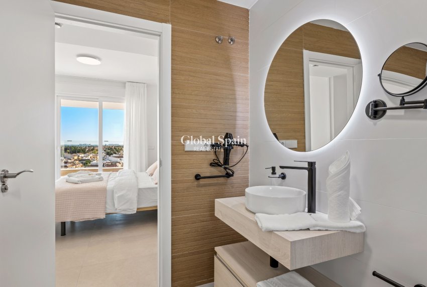 Neubau - PENTHOUSE -
LOS ALCÁZARES