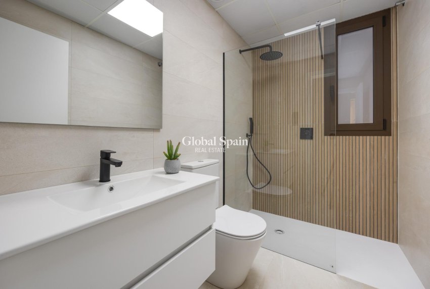 Neubau - PENTHOUSE -
LOS ALCÁZARES