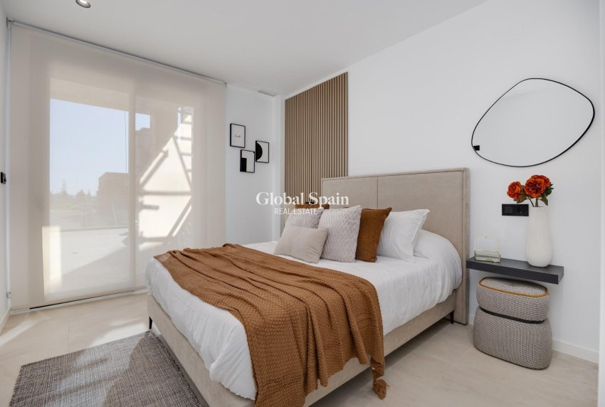 Neubau - PENTHOUSE -
LOS ALCÁZARES