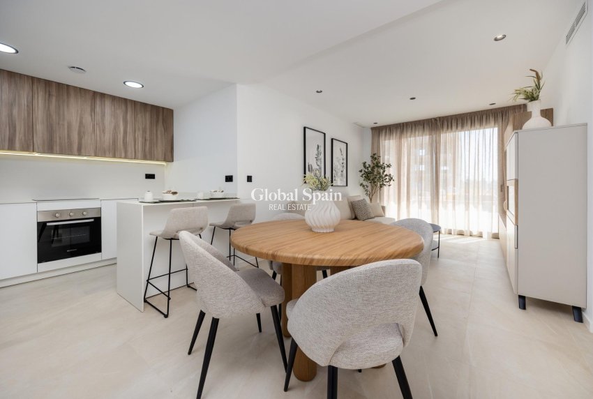 Neubau - PENTHOUSE -
LOS ALCÁZARES