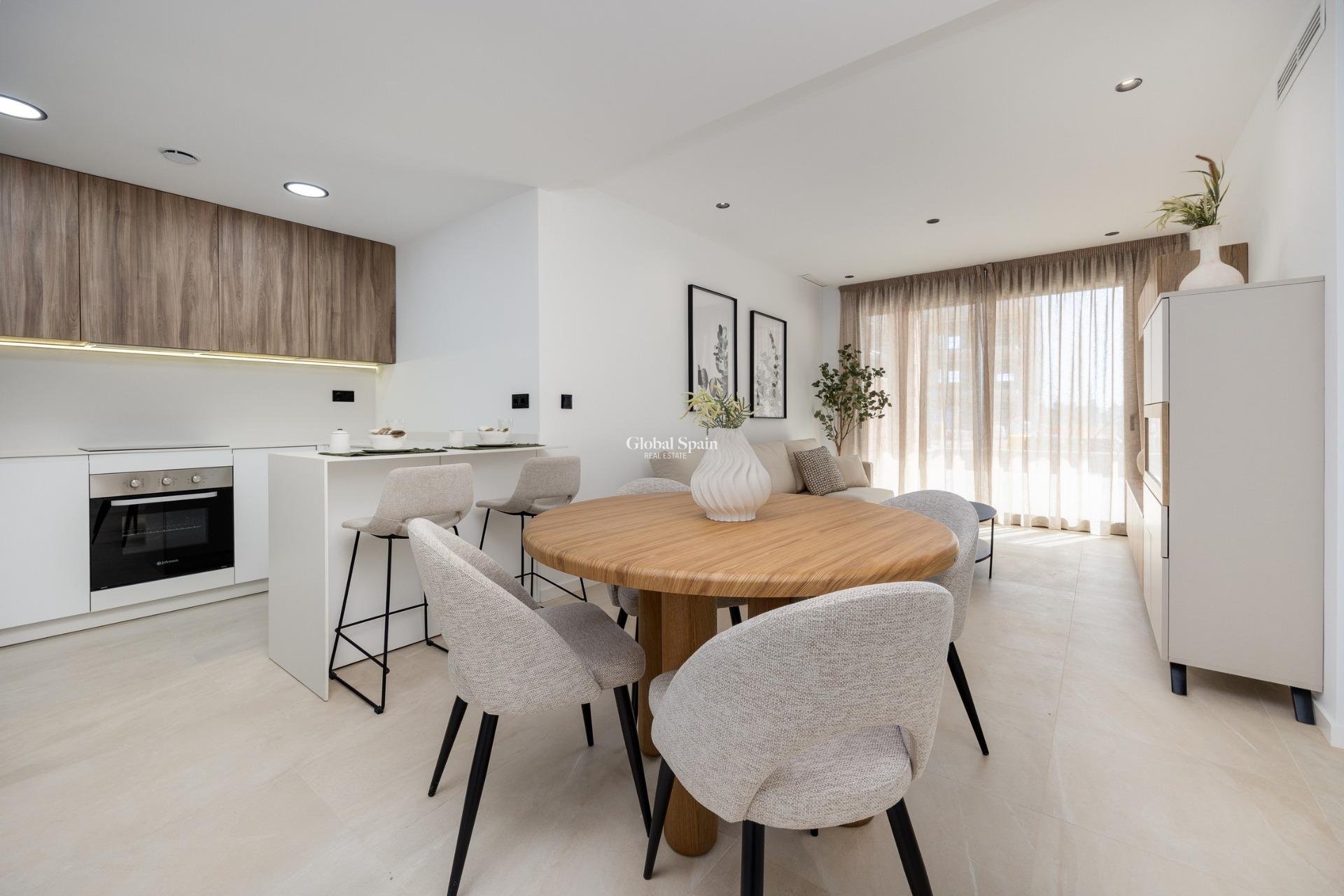 Neubau - PENTHOUSE -
LOS ALCÁZARES