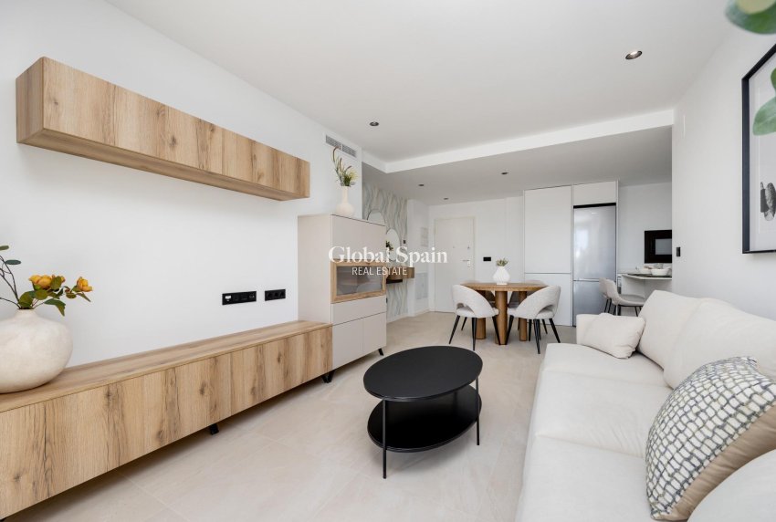 Neubau - PENTHOUSE -
LOS ALCÁZARES