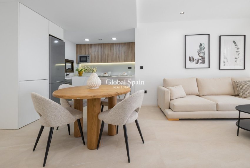 Neubau - PENTHOUSE -
LOS ALCÁZARES