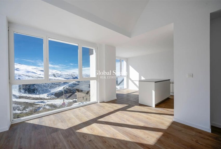 Neubau - PENTHOUSE -
MONACHIL - Sierra Nevada Ski