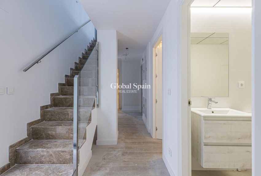 Neubau - PENTHOUSE -
MURCIA - Centro