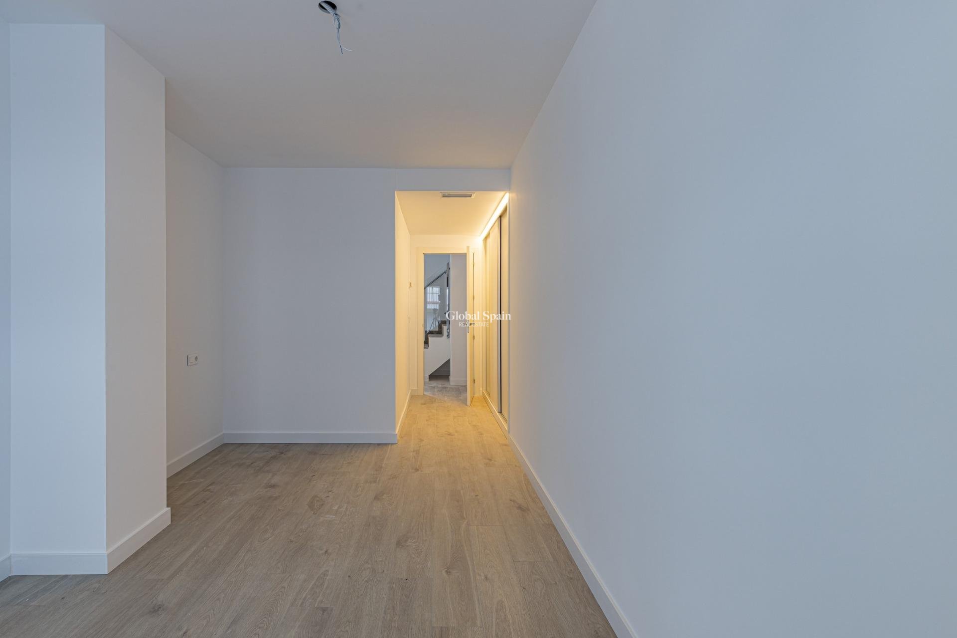 Neubau - PENTHOUSE -
MURCIA - Centro