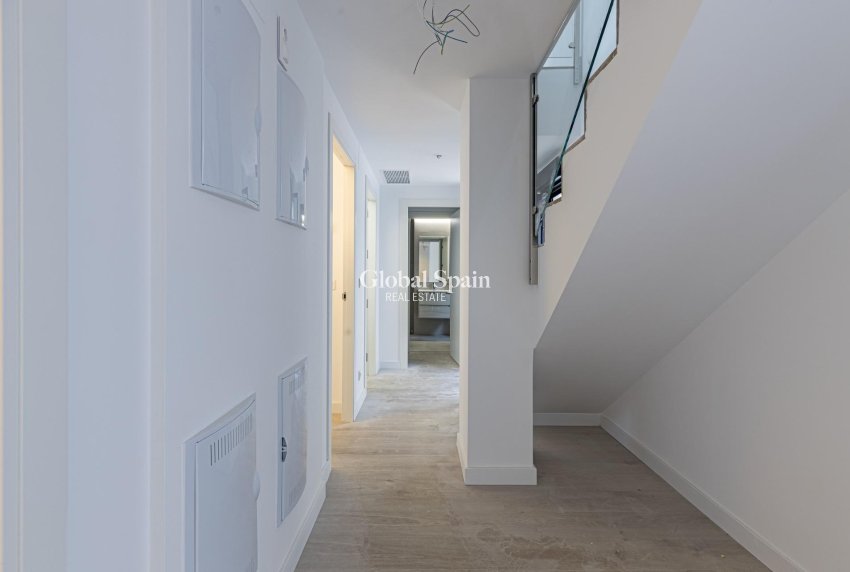 Neubau - PENTHOUSE -
MURCIA - Centro