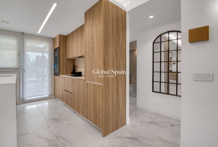 Neubau - PENTHOUSE -
ORIHUELA COSTA - Punta Prima