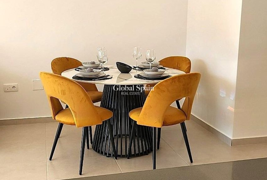 Neubau - PENTHOUSE -
SAN MIGUEL DE SALINAS - Pueblo