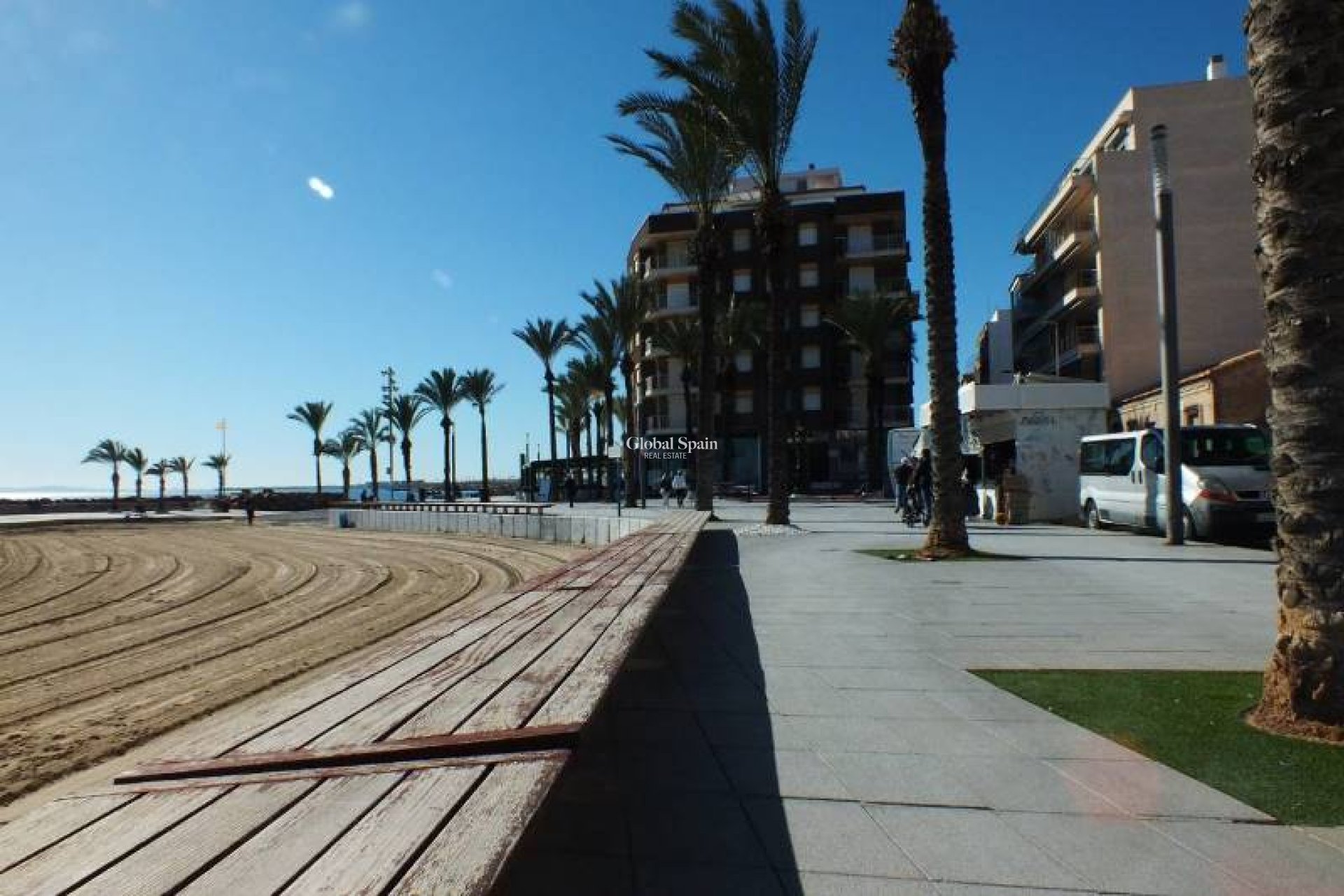 Neubau - PENTHOUSE -
TORREVIEJA - Cerca Playa del Cura