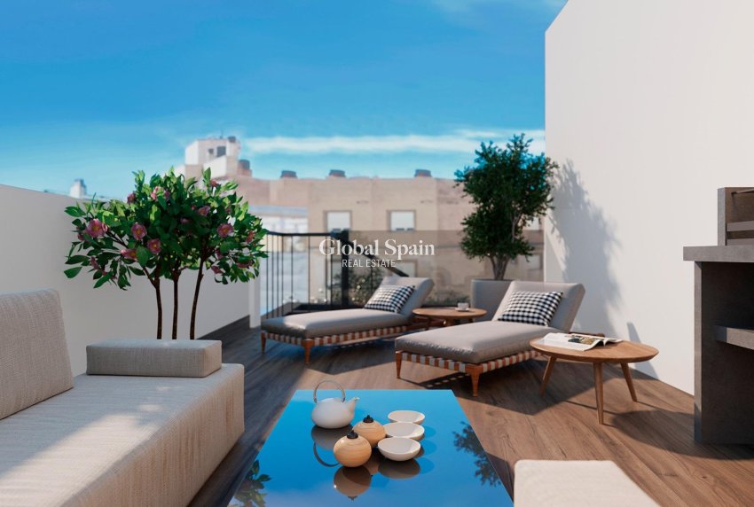 Neubau - PENTHOUSE -
TORREVIEJA - Playa de El Cura