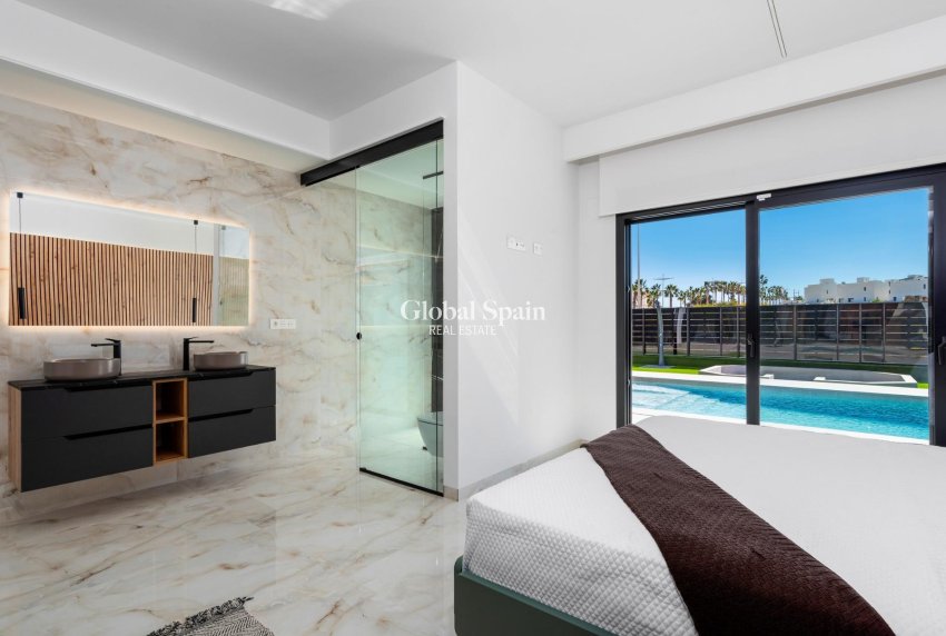 Neubau - VILLA -
ALGORFA - LA FINCA GOLF / ALGORFA