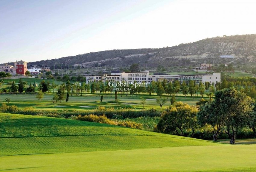 Neubau - VILLA -
ALGORFA - LA FINCA GOLF / ALGORFA