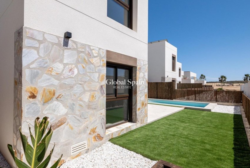 Neubau - VILLA -
ALGORFA - LA FINCA GOLF / ALGORFA