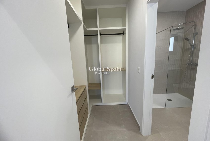 Neubau - VILLA -
ALMORADÍ - Heredades