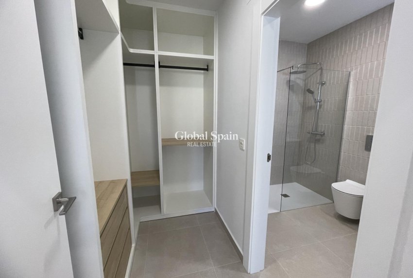 Neubau - VILLA -
ALMORADÍ - Heredades