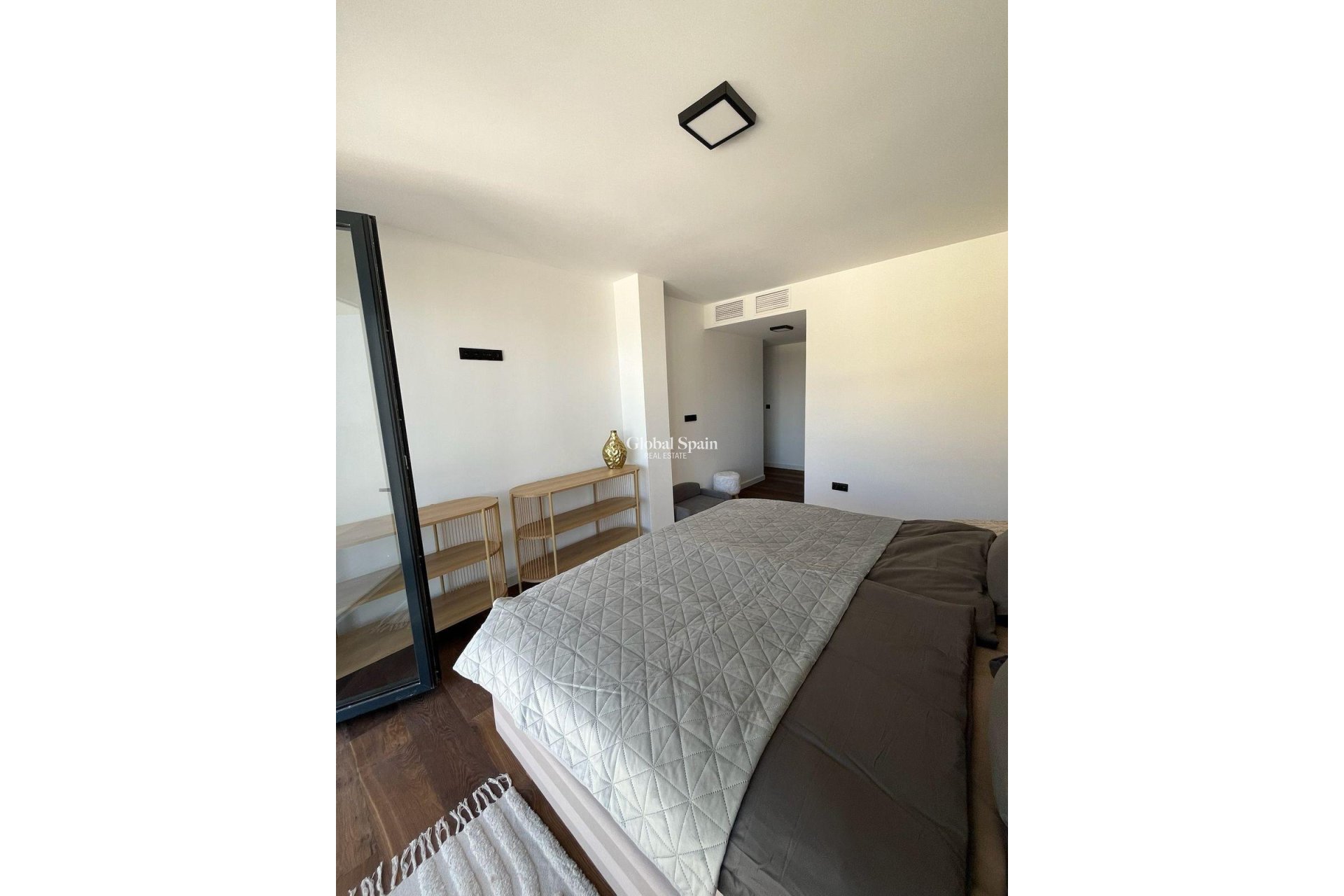 Neubau - Villa -
ALTEA