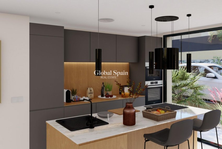 Neubau - Villa -
BAÑOS Y MENDIGO - Altaona Golf