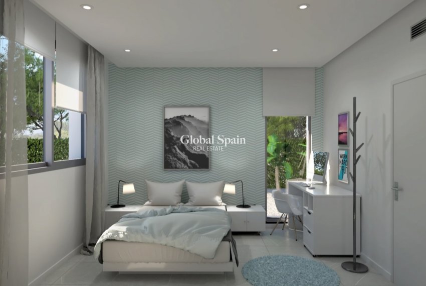 Neubau - Villa -
BAÑOS Y MENDIGO - Altaona Golf